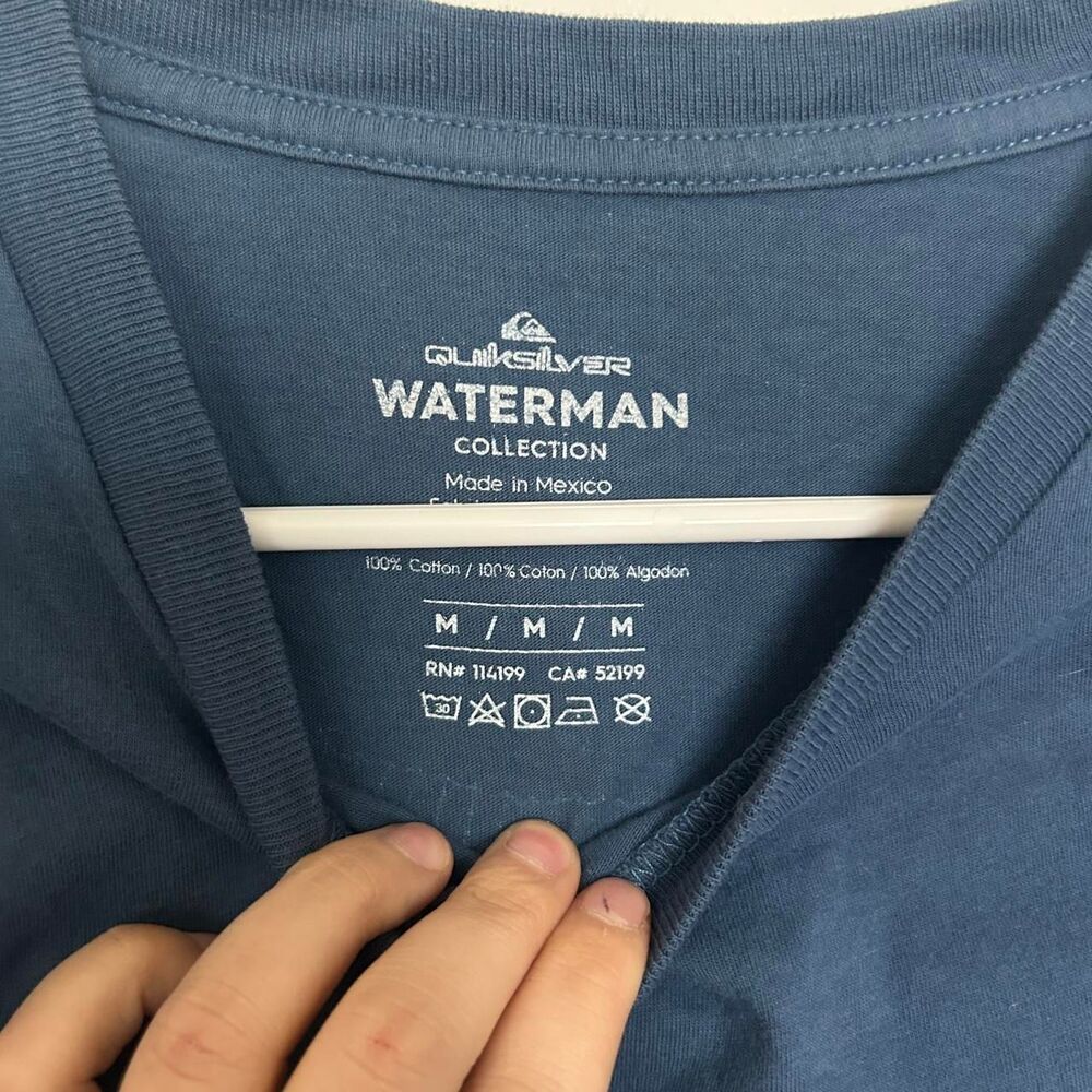 Quiksilver Men's Blue and Navy T-shirt - Picture 3 of 4